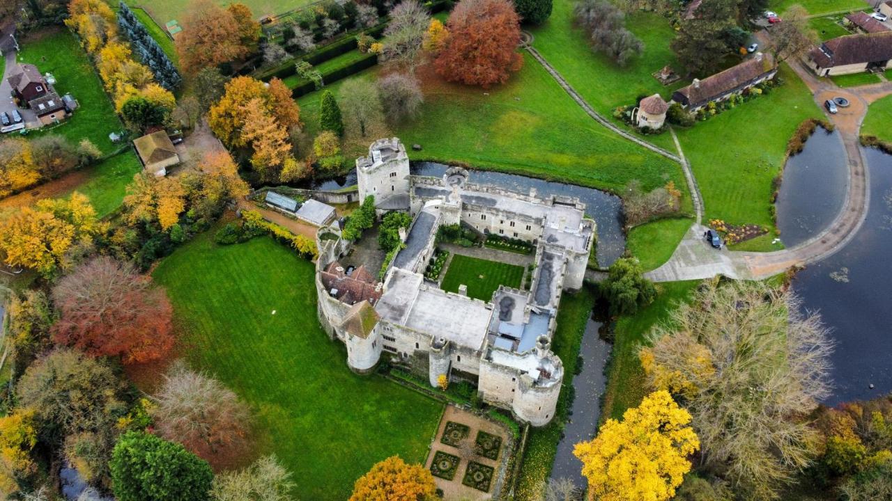 Lady Florence, Maidstone A Unique River Boat With Castle Views Lägenhet Exteriör bild